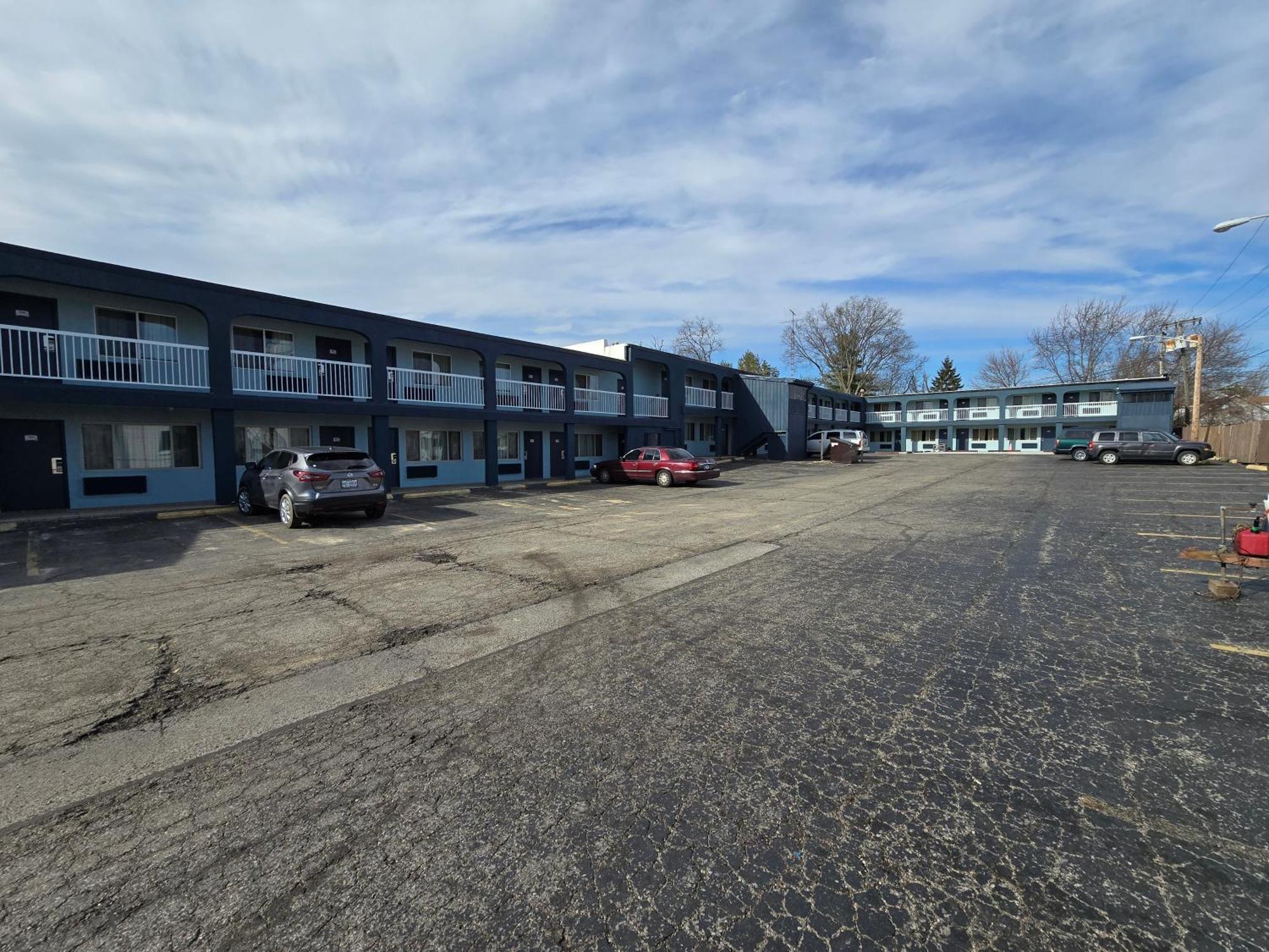 Richmond Inn And Suites Dış mekan fotoğraf