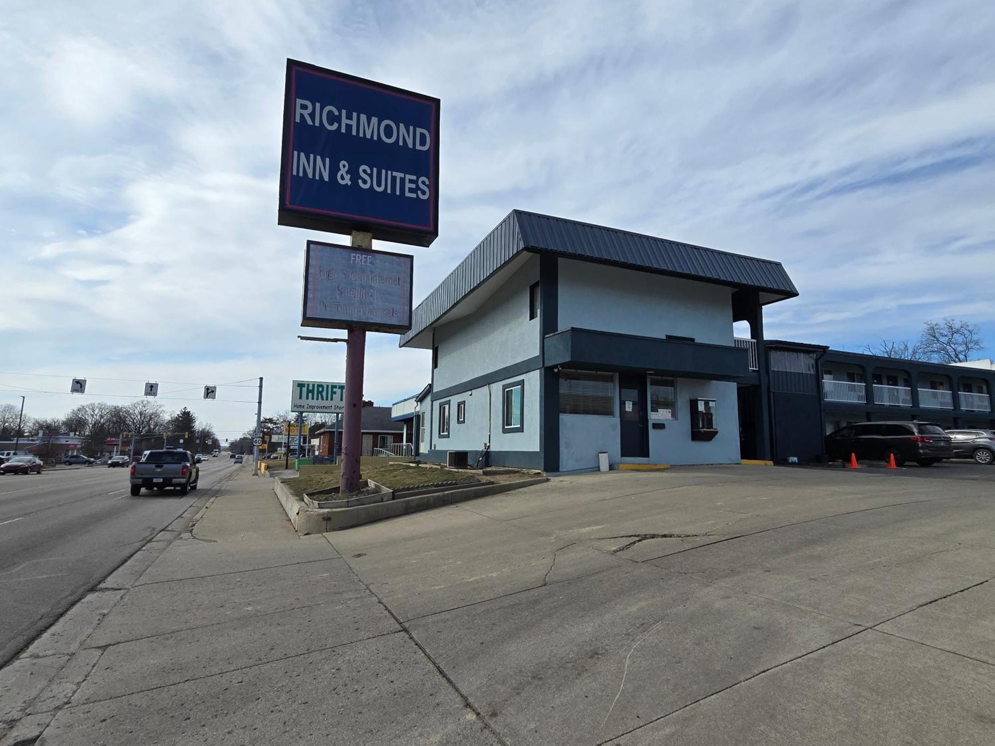 Richmond Inn And Suites Dış mekan fotoğraf