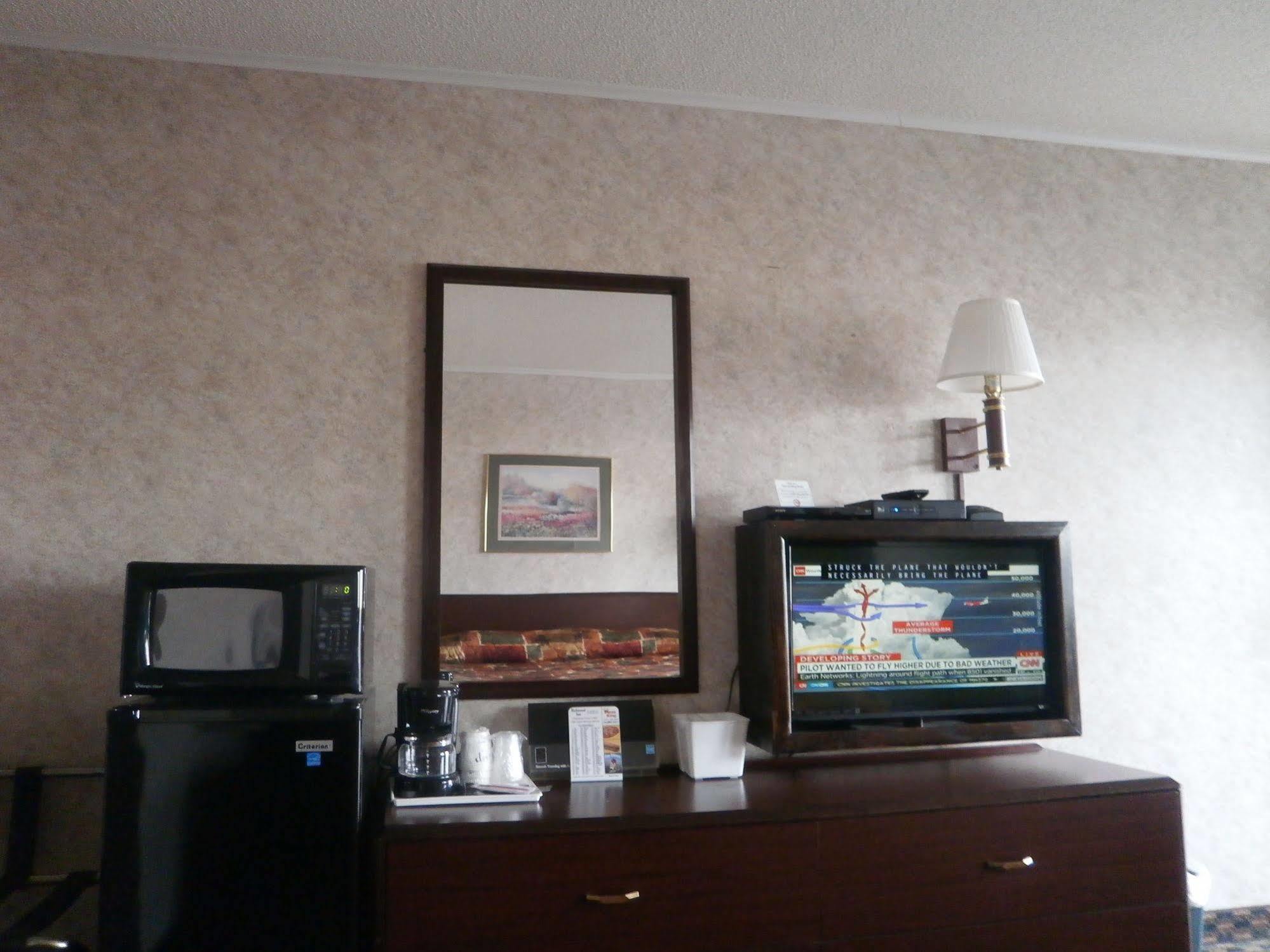 Richmond Inn And Suites Dış mekan fotoğraf