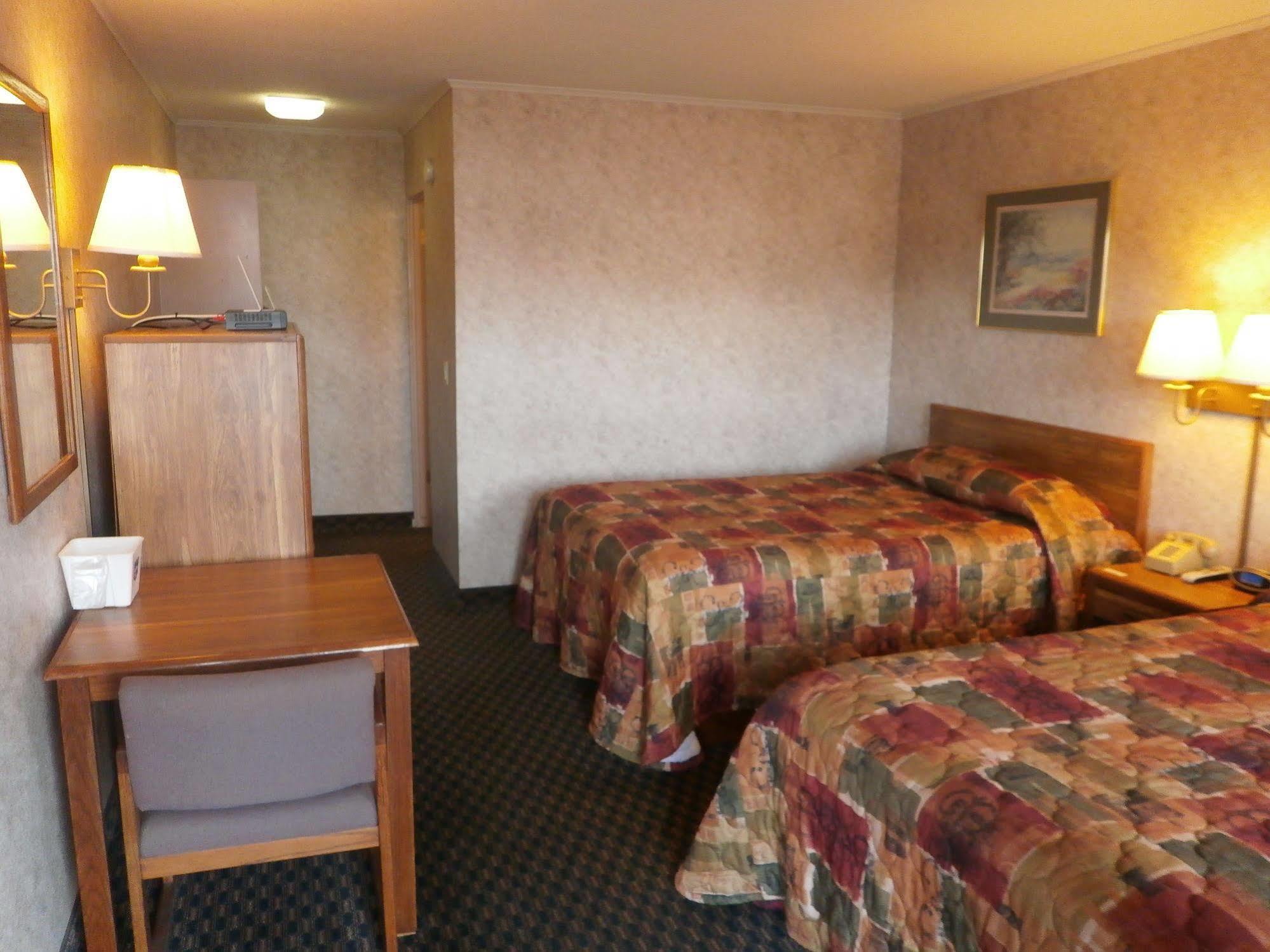 Richmond Inn And Suites Dış mekan fotoğraf
