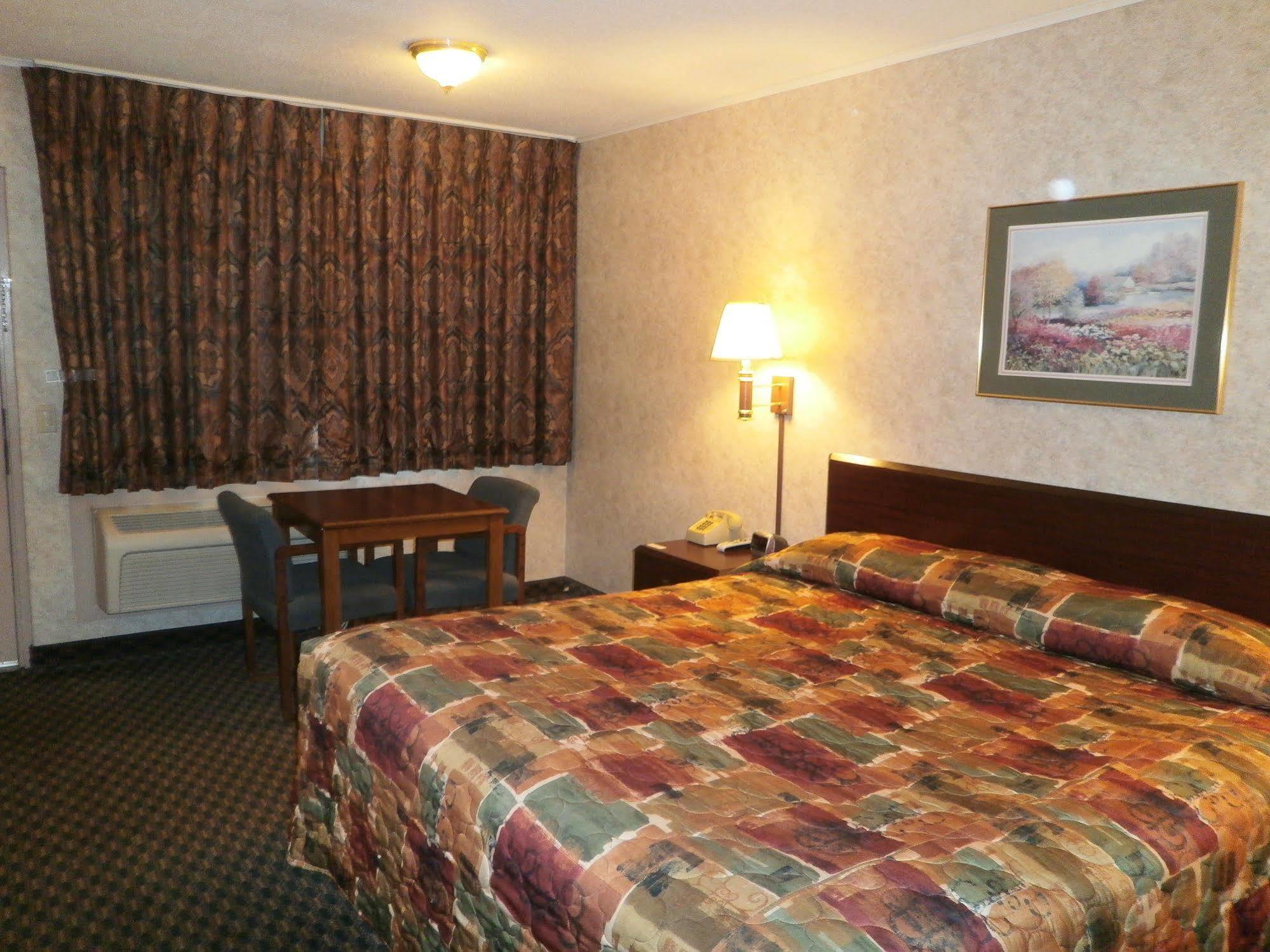 Richmond Inn And Suites Dış mekan fotoğraf